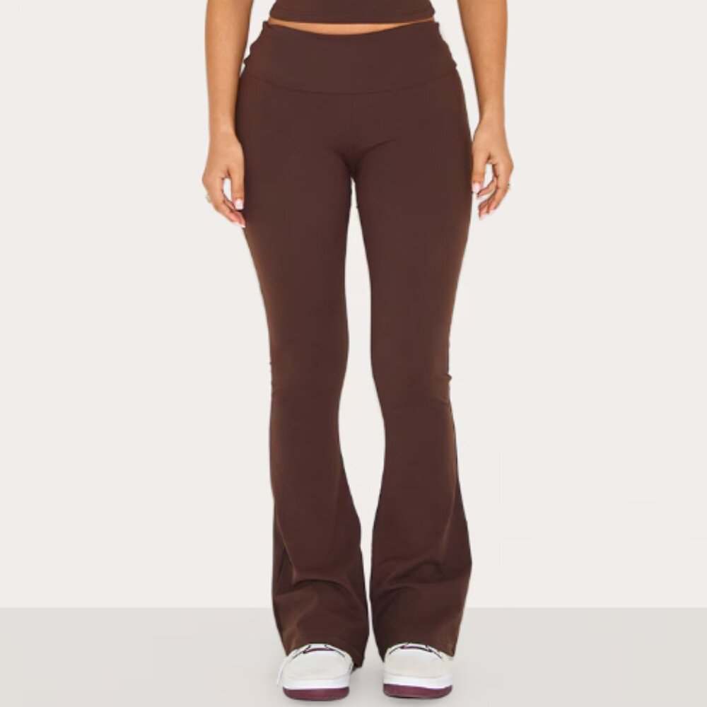 PrettyLittleThings Petite Coffee Contour Sculpt Foldover Flare Pants